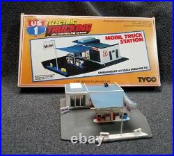 Rare! Tyco US1 Electric Trucking Mobile Gas Station slot car Track accessory