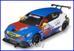 SCX 1/32 Scale ADVANCE 2.0 GT Touring Series wireless race set with lights