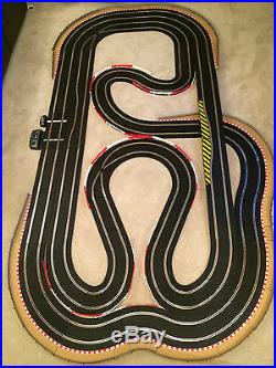 Scalextric Sport (WEMBLEY STADIUM) Very Large Layout with Lap Counter & 2 Cars