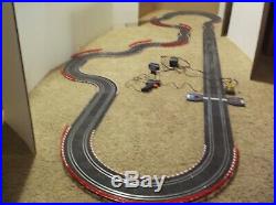 Scx slot car track in nice condition, 4- cars nascar mustang 1/43 scale tested