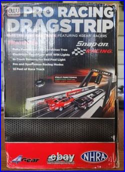 Snap-on Racing Auto World Pro Racing Dragstrip Electric Slot Car Track