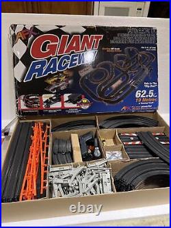 TOMY AFX Giant Raceway Formula One 62.5' HO 1/87 Slot Car Track Set 70289