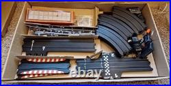 TOMY AFX Model 70286 24 HOUR CHAMPIONS Vintage Slot Car Set