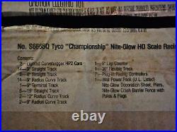 TYCO Championship Nite Glow Curve Huggers HP2 WithCars & Snake Track