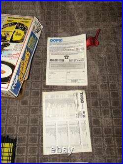 TYCO Daredevil Cliff Hangers Slot Car Race Track Set Complete with2 Corvettes + Ex