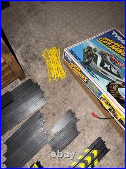 TYCO Daredevil Cliff Hangers Slot Car Race Track Set Complete with2 Corvettes + Ex TYCO Daredevil Cliff Hangers Slot Car Race Track Set Complete with2 Corvettes + Ex