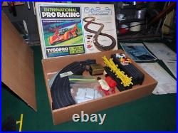 TYCO PRO slot car track #8105 International PRO Racing Complete/working Cars