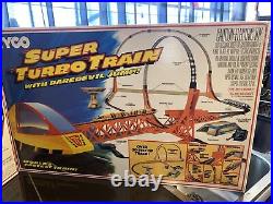 TYCO SUPER TURBO Train with DAREDEVIL JUMP 7434 and 7427 Turbo Train Night Glow