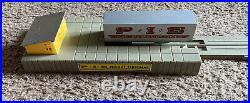 TYCO US1 Electric Trucking Big City Track Slot Car Set #3201 Control the Action