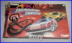 Tomy Aurora AFX Thunderloop Thriller Slot Car Set with 2 Cars Tested 27.5' Track
