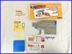 Tyco #3445 US1 Electric Trucking Garage with Switch Track & Truck Stop HO Scale