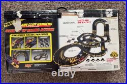 Tyco 4-LANE Cliff Hangers Magnum 440-X2 Race Track Set With4 Cars, Boxed READ RARE