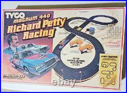 Tyco 6205 Magnum 440 Richard Petty Racing Track Complete except No Cars