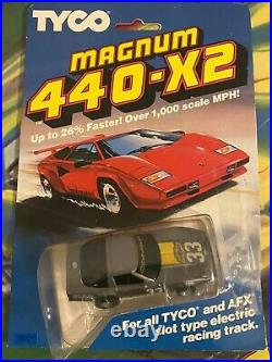 Tyco Championship slot car Race Track With Nite Glow 440-X2 Magnum Complete