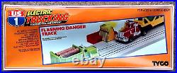 Tyco US 1 Trucking 3467 Flashing Danger Track & 2-Culvert Pipe Loader 3436 NEW