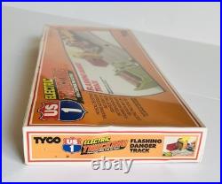 Tyco US1 Electric Trucking Flashing Danger Track Set NEW OLD STOCK 3467