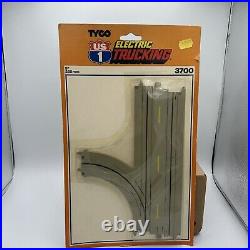 Tyco US1 Electric Trucking Slot Car HO Scale Truck Turnout Track New 3700 STRIPE
