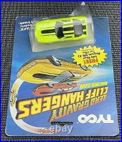 Tyco Zero Gravity Cliff Hanger HO Slot Car Corvette Item#7059 Sealed Vintage