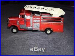 US1 Custom Fire Truck Light Flashes Bell works New Tires New Shoes track tested