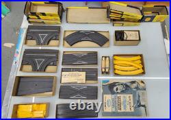 VINTAGE Aurora Model Motoring T-Jet HO Slot Car Track Lot Boxed Accessories