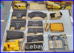 VINTAGE Aurora Model Motoring T-Jet HO Slot Car Track Lot Boxed Accessories