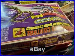 VINTAGE TYCO NITE GLOW SLOT RACING SET WithCARS TRACK box Awesome in box killer