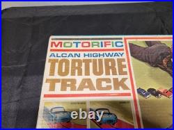 Vintage 1965 Ideal Motorific 1/32 Alcan Highway Torture Track Complete 4 Cars