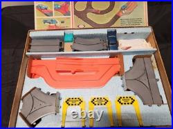 Vintage 1965 Ideal Motorific 1/32 Alcan Highway Torture Track Complete 4 Cars