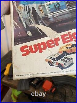 Vintage 1970's Aurora AFX HO Super Eight Race Track Set Magna Traction 1519 2542