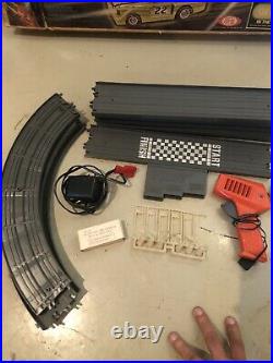 Vintage 1977 TCR Total Control Slot Car Race Track with Car
