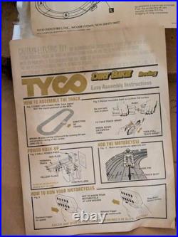 Vintage 1981 Tyco Dirt Bike Racing HO Slot Race Set Complete With Dirt Bikes