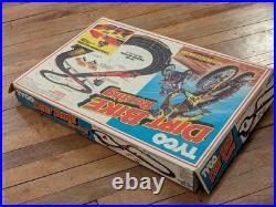 Vintage 1981 Tyco Dirt Bike Racing HO Slot Race Set Complete With Dirt Bikes