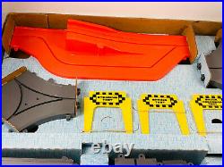 Vintage COMPLETE 1965 Ideal Motorific Torture Track with SIX 6 Cars! & Box