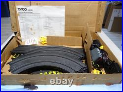 Vintage Rare + Tyco Electric Slot Car Racing Stock Car 500 Dale Earnhardt