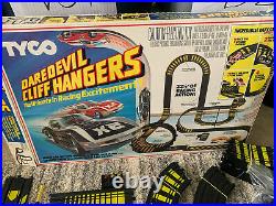 Vintage Tyco Daredevil Cliff hangers Rc Car Race Track