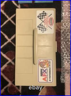 Vintage Tyco Nite Glow Empire 1000 Electric Racing Track And 8 Working Slot Cars