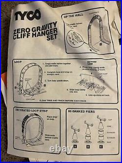 Vintage Tyco Zero Gravity Cliff Hangers Slot Car Set Original Box STK No. 6232