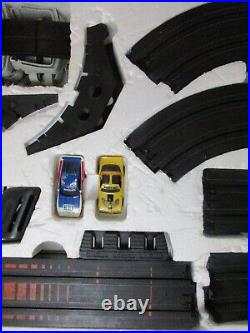 Vtg Tomy Aurora AFX Thunderloop Thriller #8610 Slot Cars Race Track Set