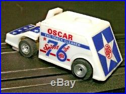 WOW AJ's Oscar the Track Cleaner Spirit of 76 White/Blue/Red WOW