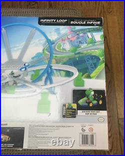 World Of Nintendo Mario Kart Infinity Loop Motorized Track Set withExclusive Yoshi