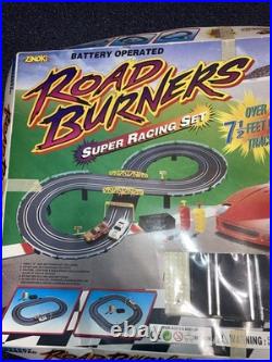Zinoki Road Burners Super Racing Set 7&1/2 Ft Track Slot Car Set With 2 Cars Zinoki Road Burners Super Racing Set 7&1/2 Ft Track Slot Car Set With 2 Cars